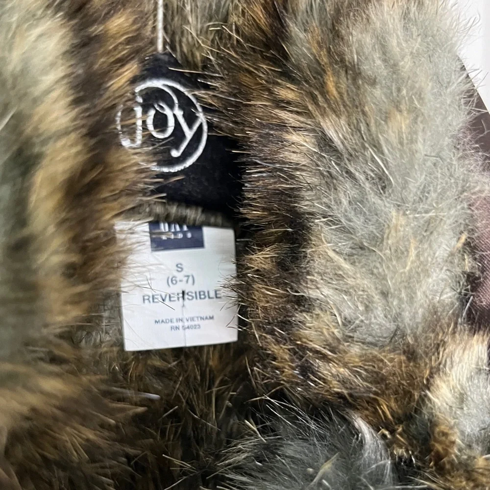 Gap NWT Kids Brown Faux Fur and Brown Reversible Puffer Vest, Size 6/7 Small